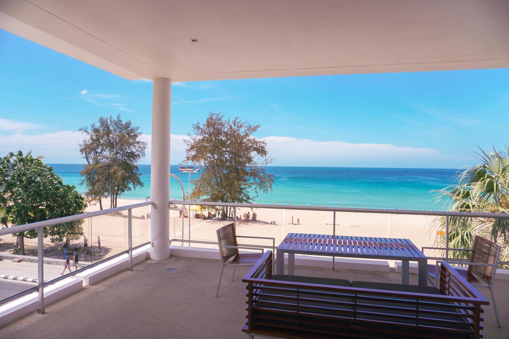 Paradox Resort Phuket Karon Esterno foto View of the beach from the hotel