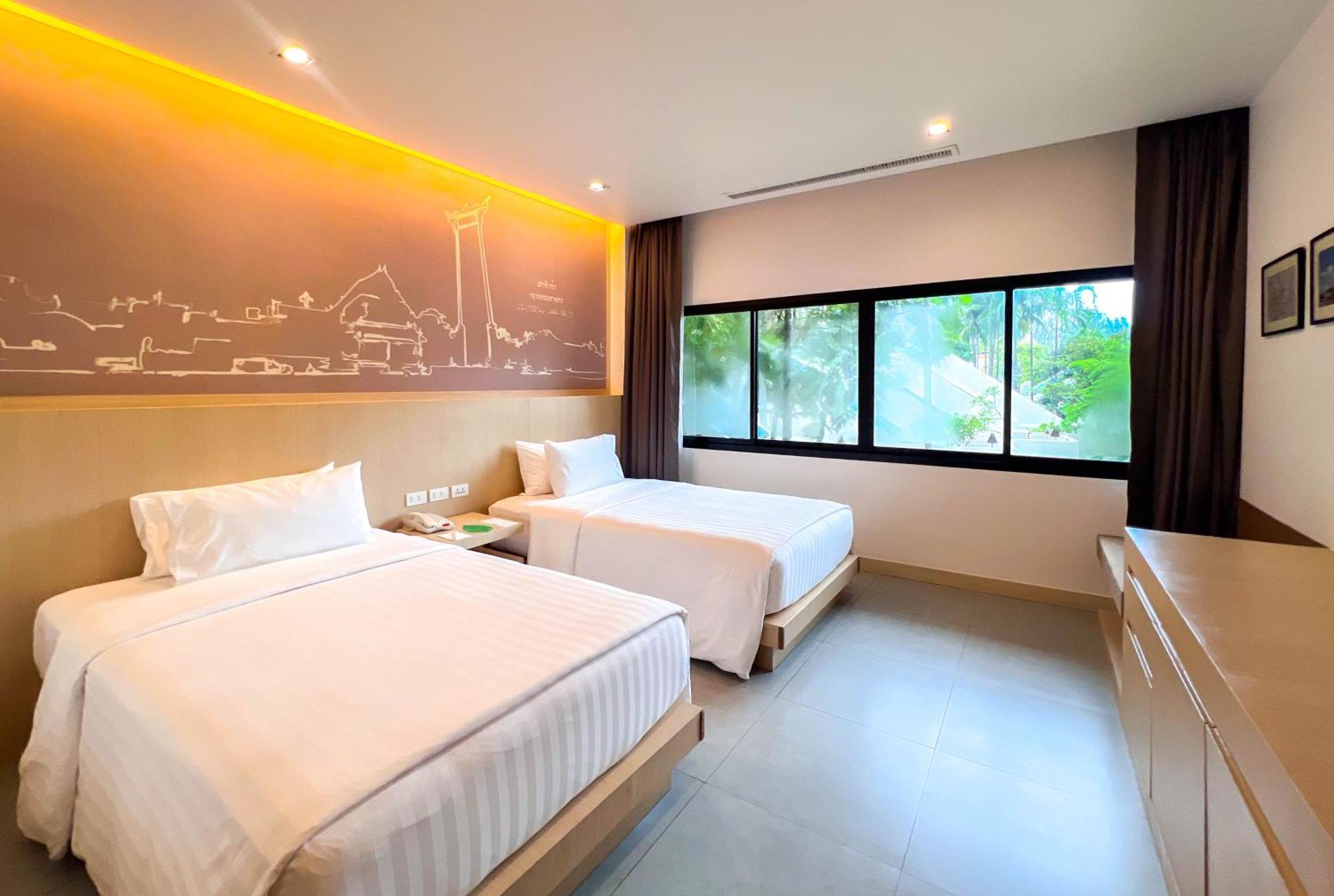 Paradox Resort Phuket Karon Esterno foto Deluxe Room